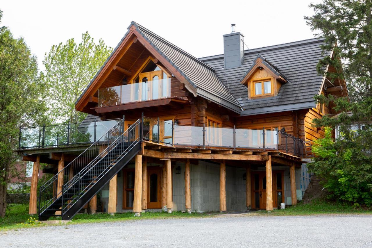 Hebergement "La Maison En Bois Rond" Sainte-Marie Экстерьер фото