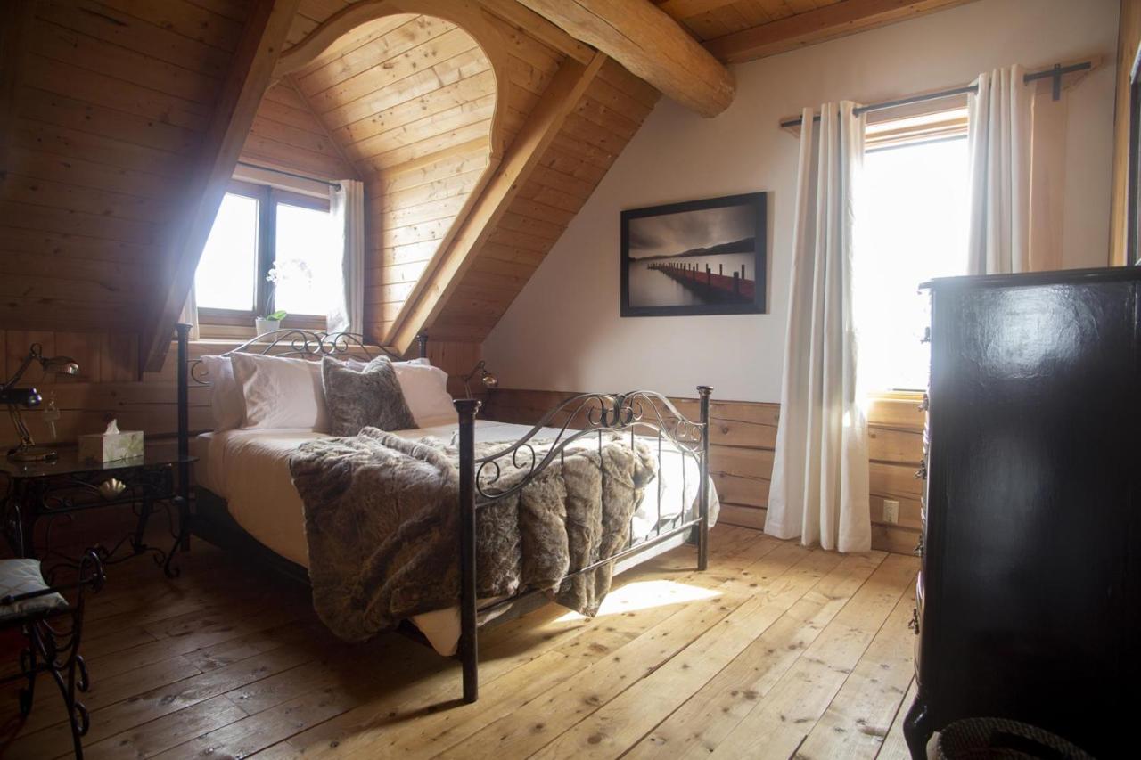 Hebergement "La Maison En Bois Rond" Sainte-Marie Экстерьер фото